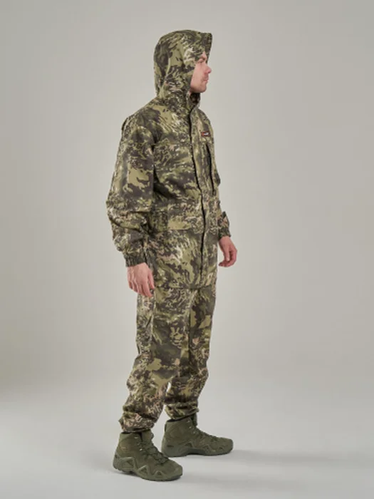 Костюм лет. Страж